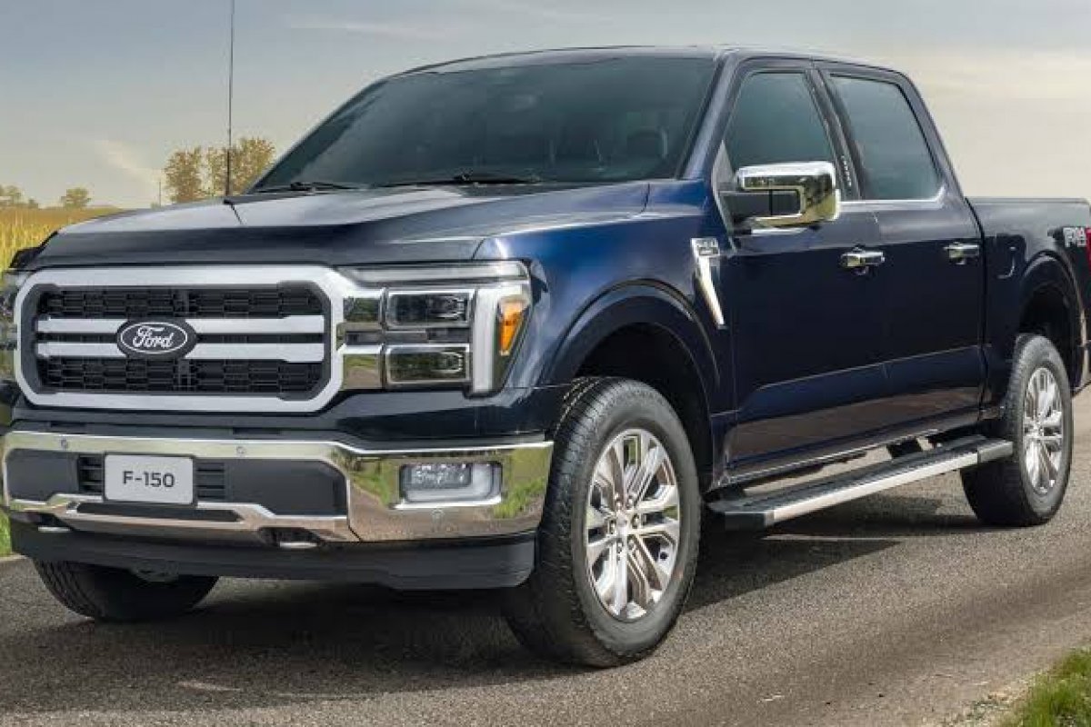 Ford F-150 atual com motor V8 dura por mais 4 anos pelo menos 