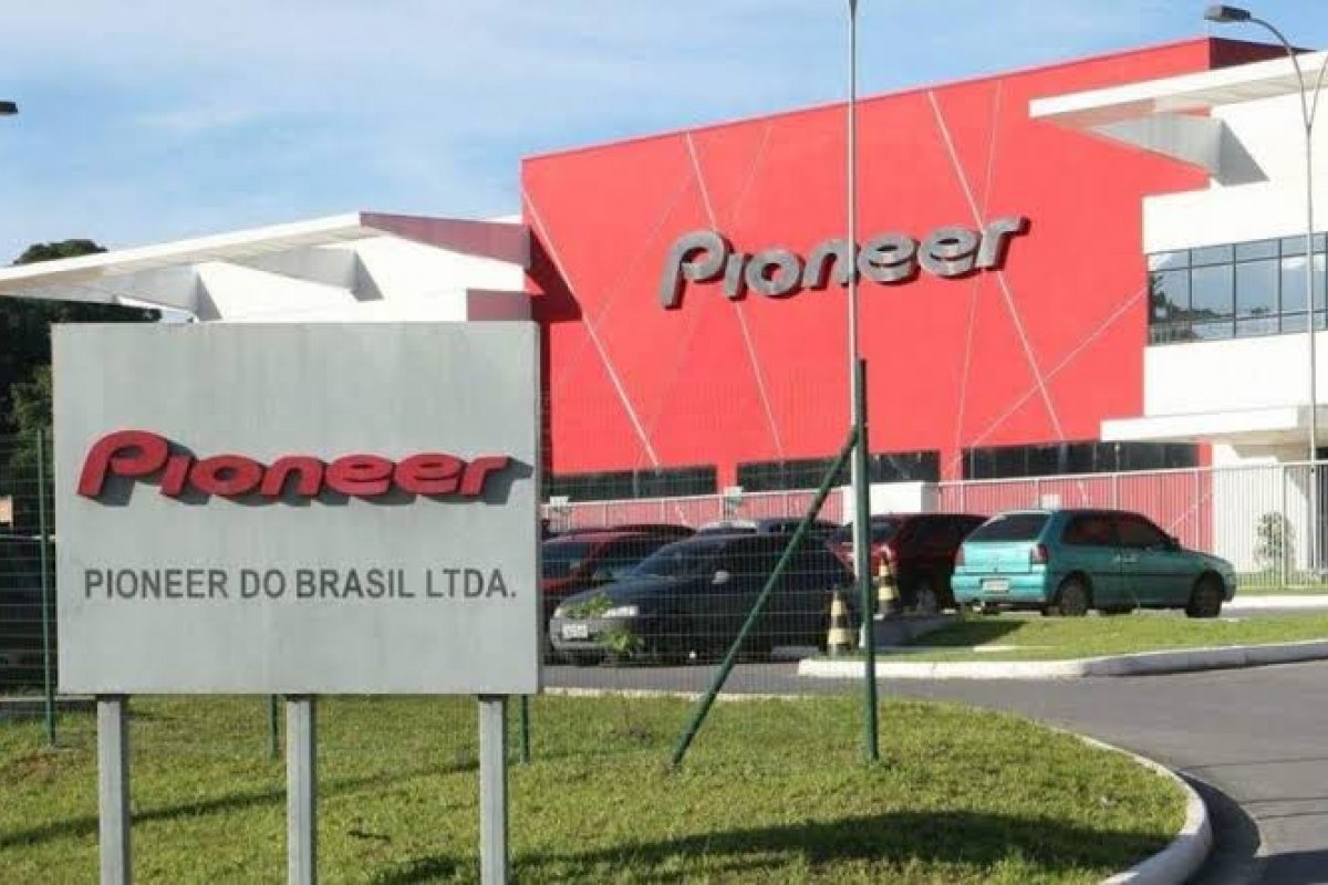 Fim de uma era: Pioneer fecha sua única fábrica no Brasil!