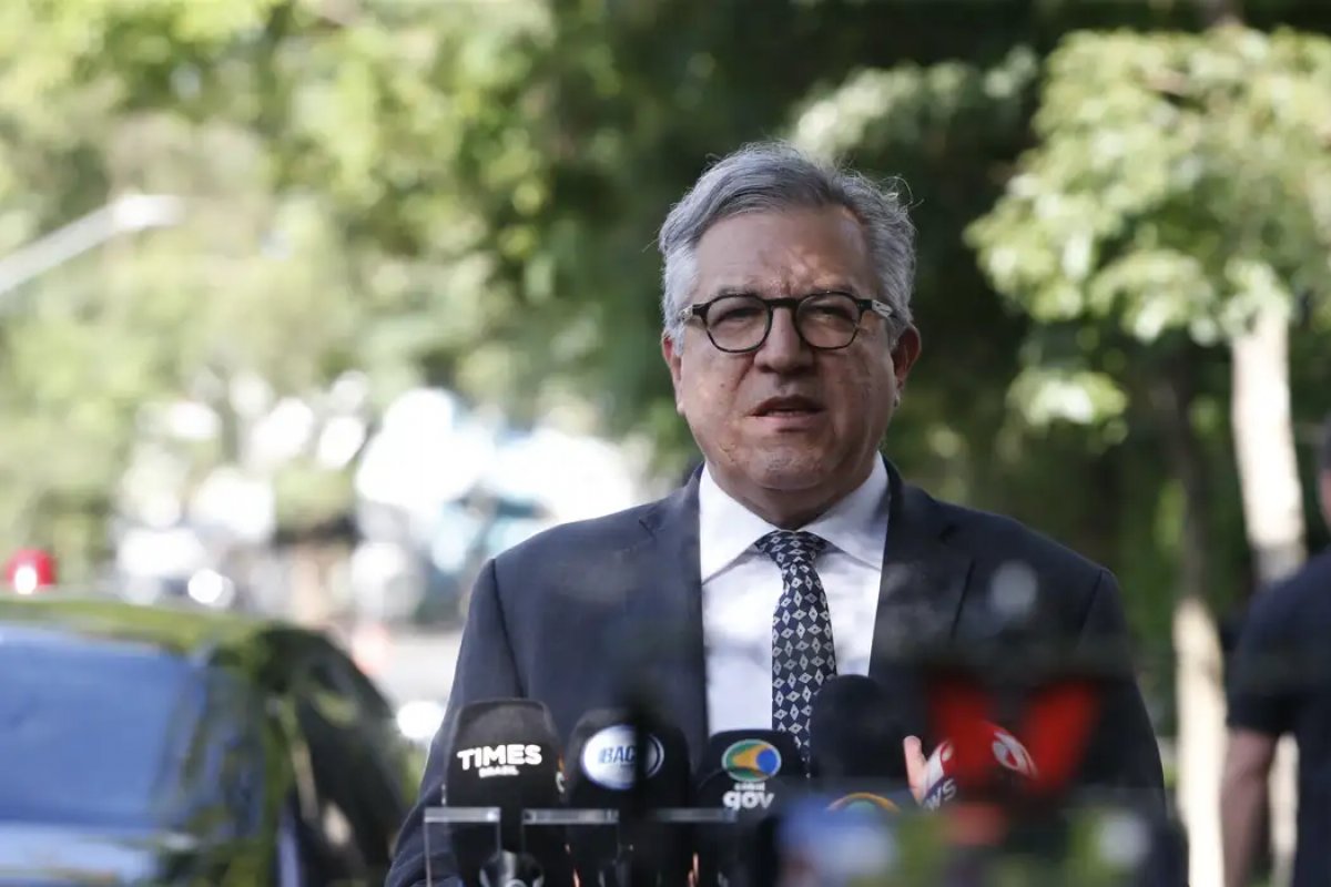 Padilha ocupará cargo de ministro da Saúde