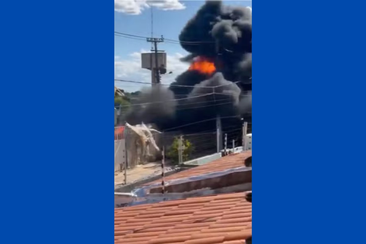 Incêndio atinge área externa da Codevasf no norte da Bahia e deixa moradores na proximidade sem energia