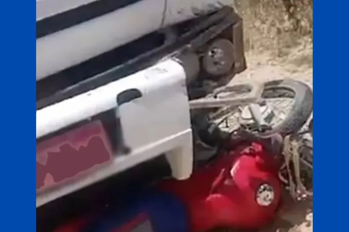 Homem morre em batida entre moto e caminhão no sudoeste da Bahia