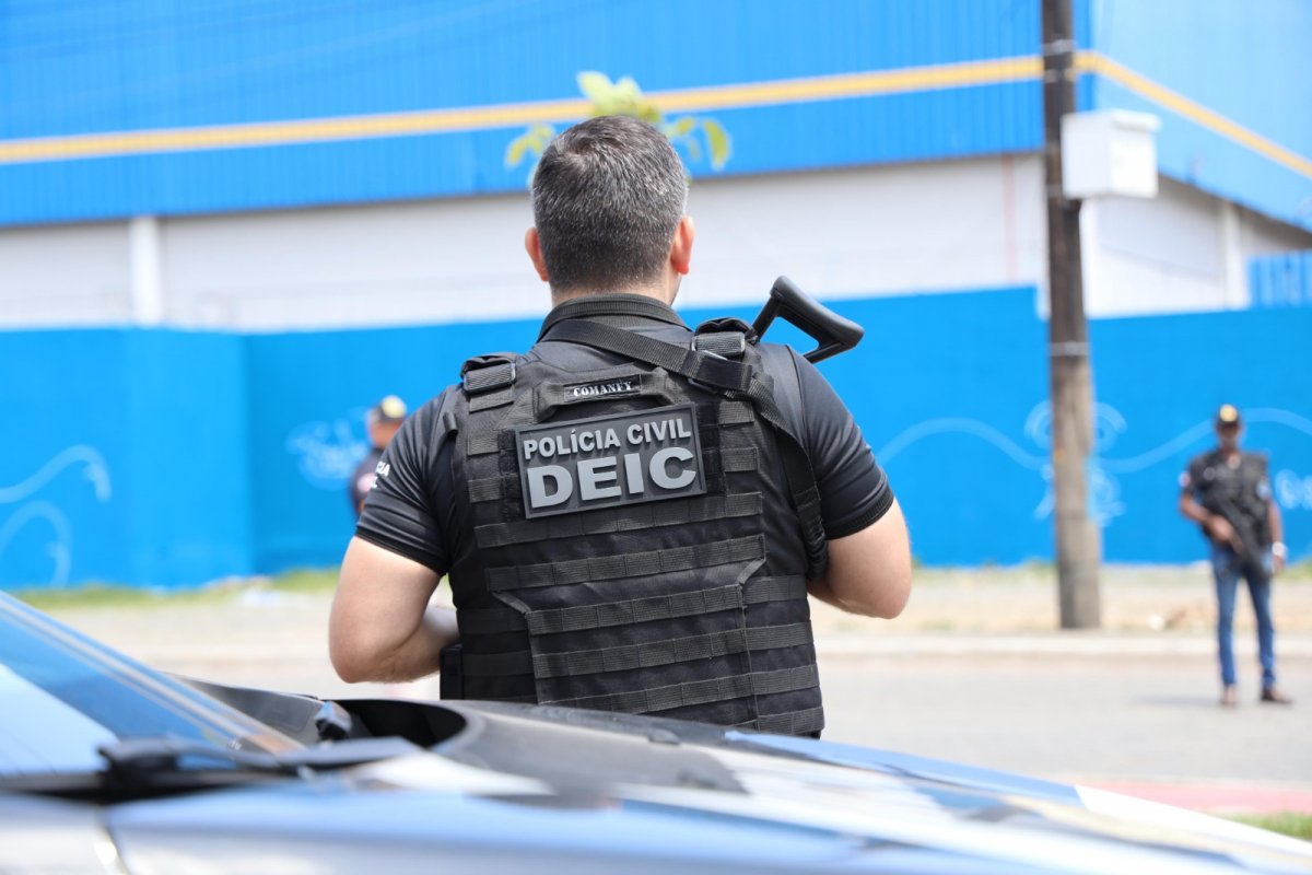 Foragido condenado por roubo é preso no bairro de 7 Portas