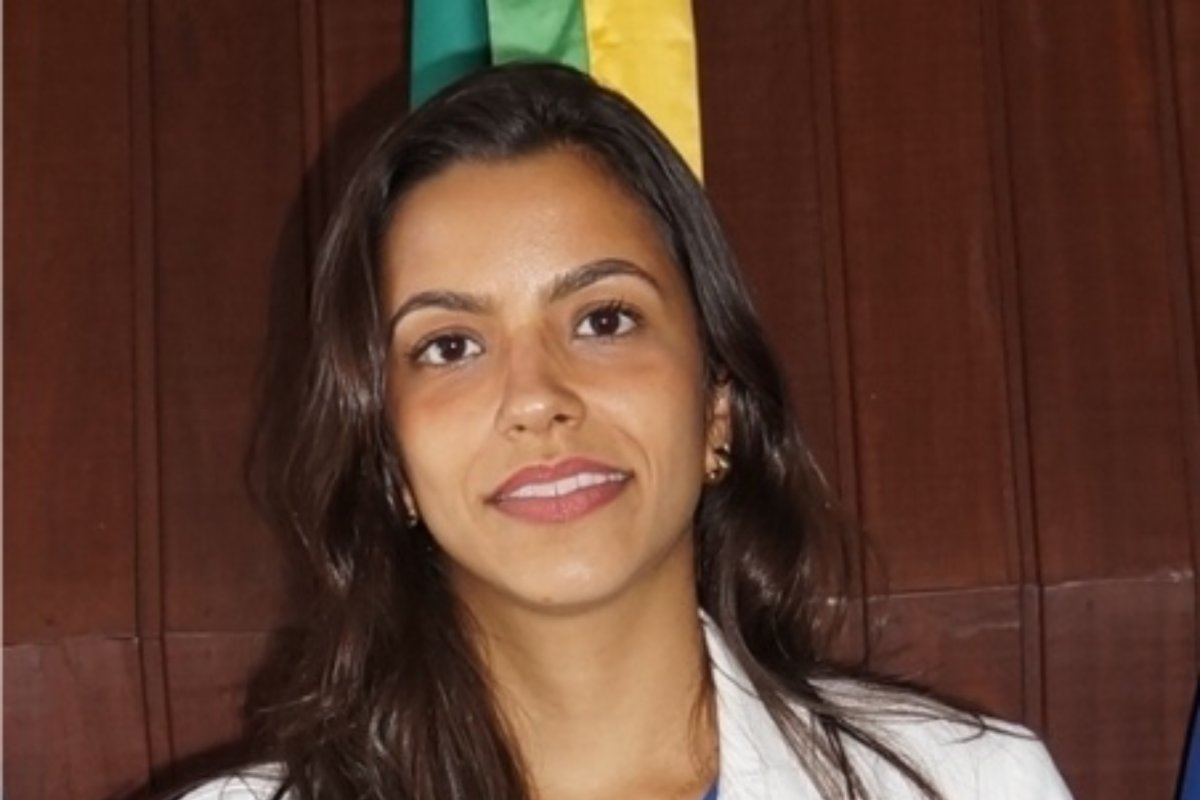 Governador reconduz Camila Luz de Oliveira como procuradora-geral de Contas do MPC/BA