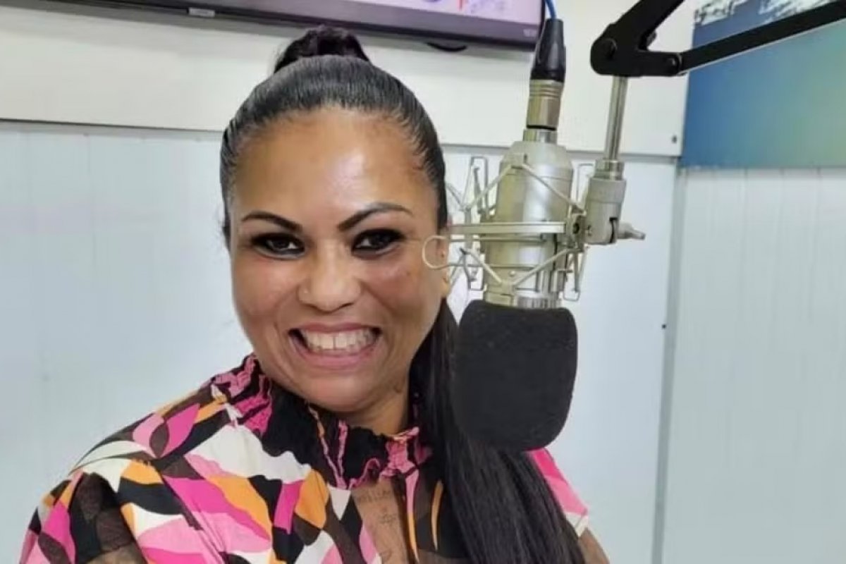 Carro usado por suspeitos de matar advogada criminalista a tiros na Bahia é encontrado carbonizado