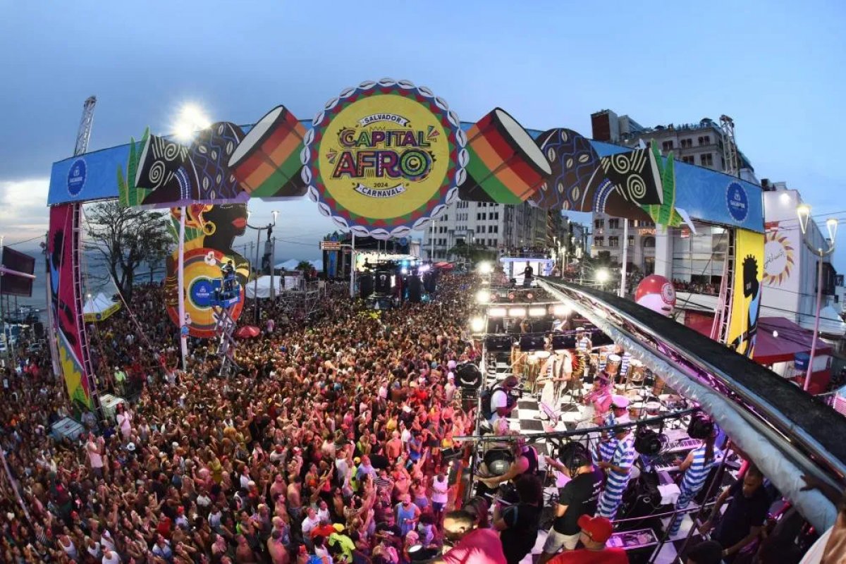 Carnaval de Salvador 2025: Confira a programação do Circuito Pelourinho no segundo dia de folia 