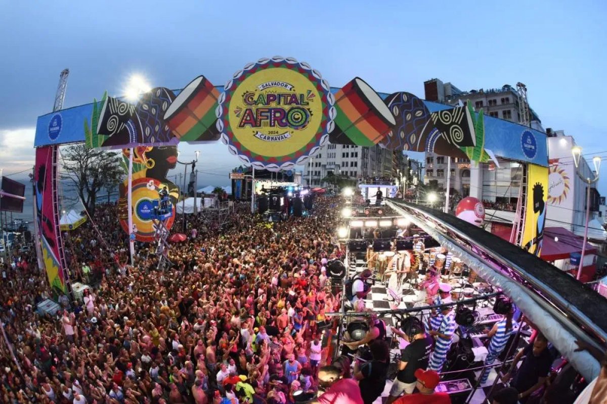 Carnaval de Salvador 2025: Confira a programação do Circuito Pelourinho no segundo dia de folia