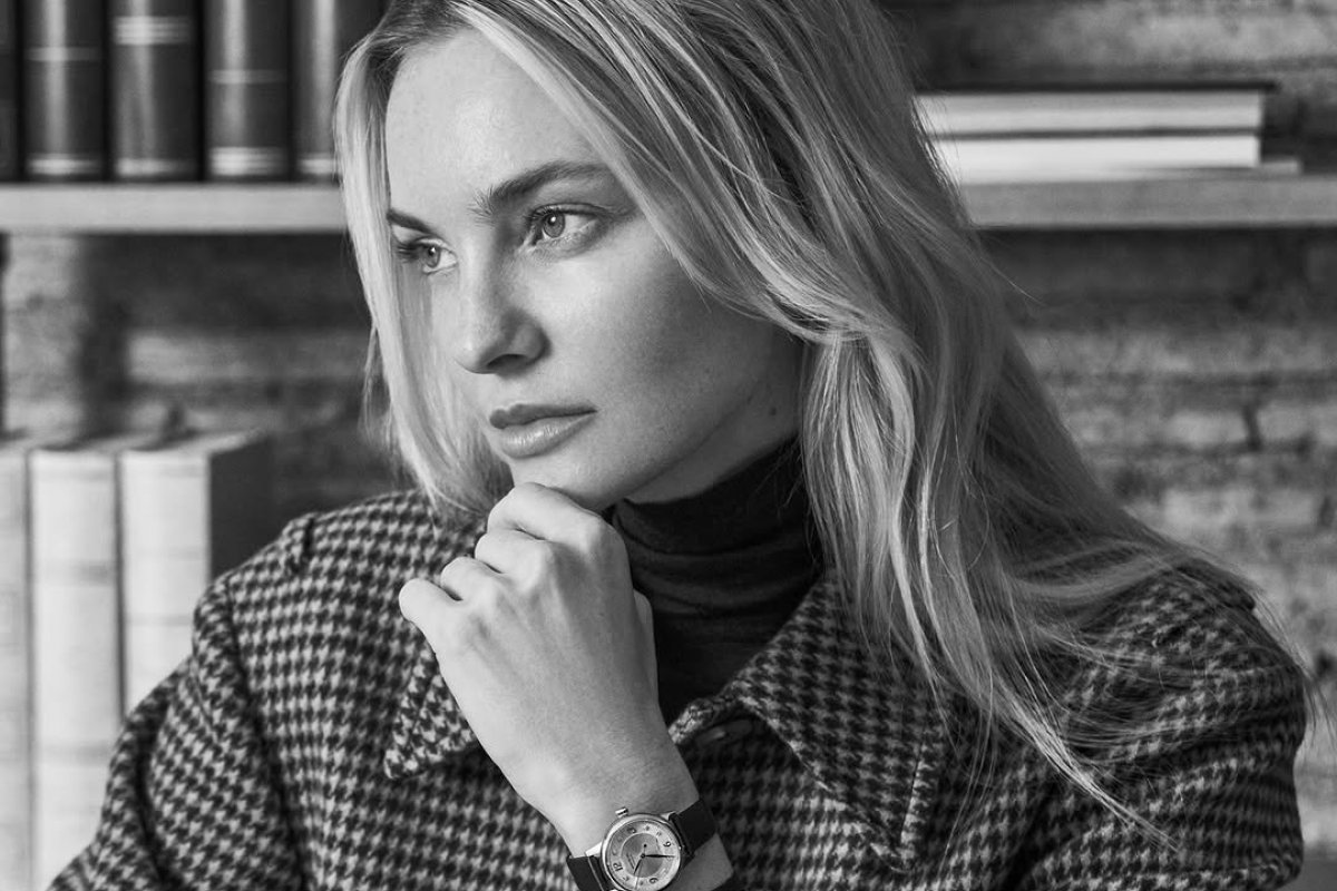 Top brasileira Carol Trentini estampa a nova campanha da Montblanc!