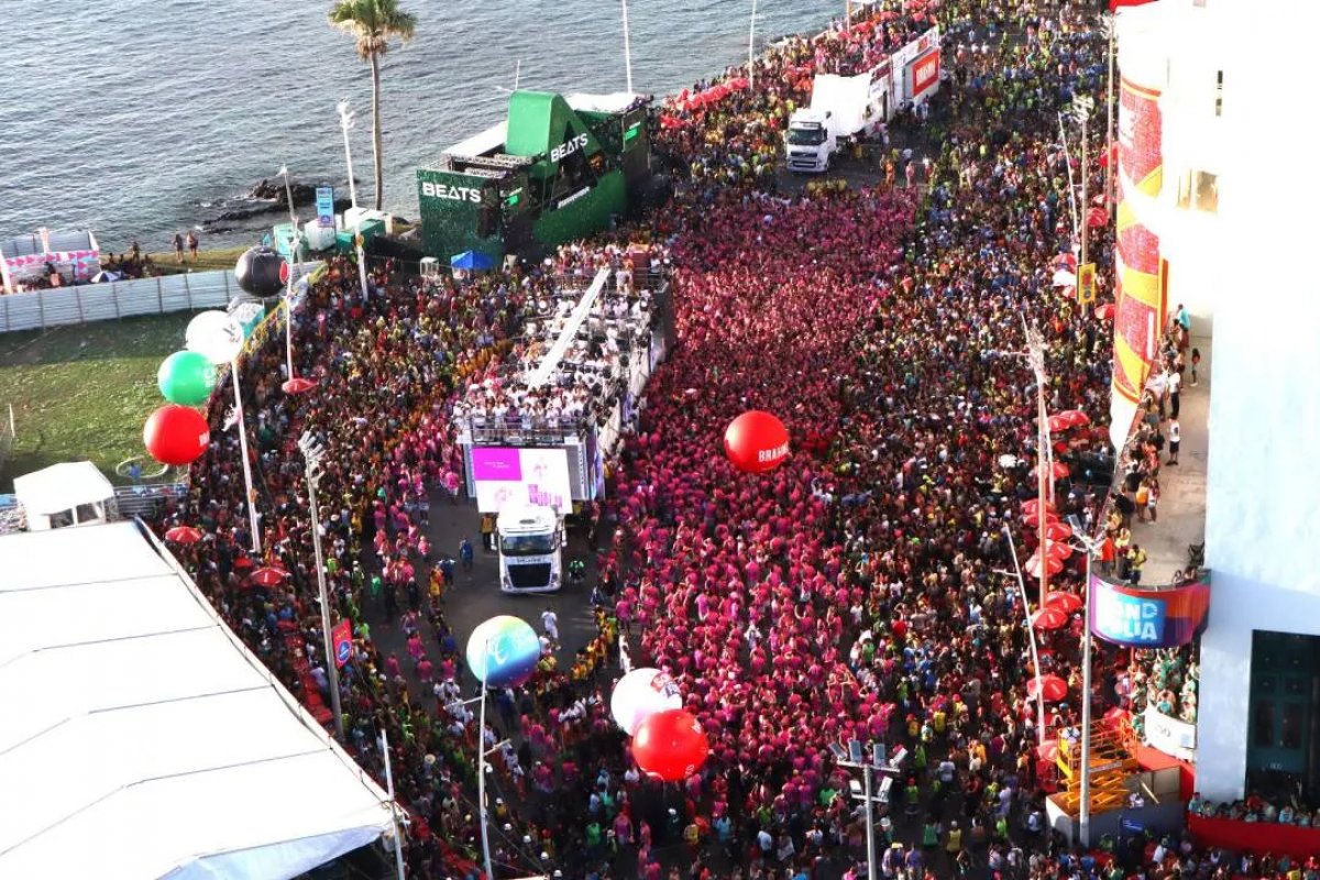 Carnaval de Salvador 2025: Confira a programação do Circuito Barra/Ondina no terceiro dia de folia neste sábado (1º)