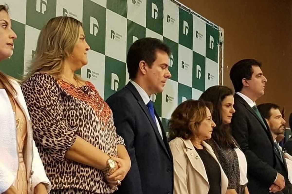 Defensoria Pública da Bahia empossa 22 defensores