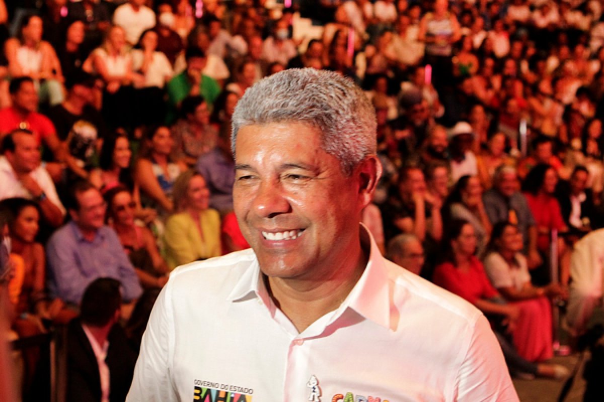 "Garantir a tranquilidade, o resto a gente faz", destaca Jerônimo sobre a segurança pública como prioridade no Carnaval