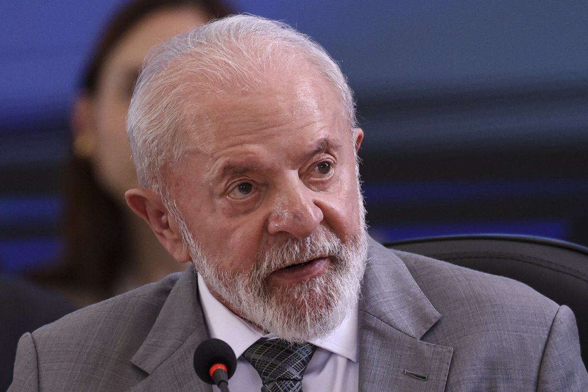 Lula faz 6ª reforma de seus três governos, a primeira sob manto da impopularidade