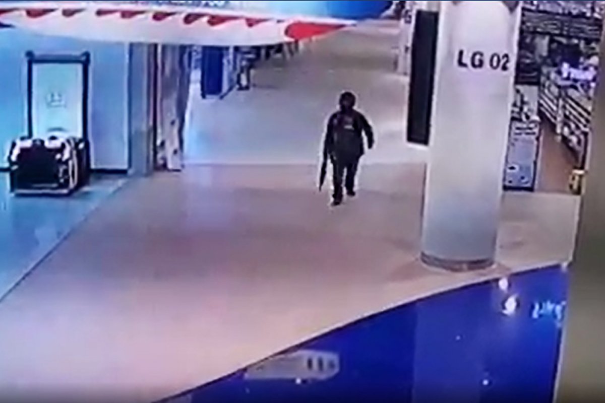 Autor de massacre em shopping da Tailândia é morto pela polícia