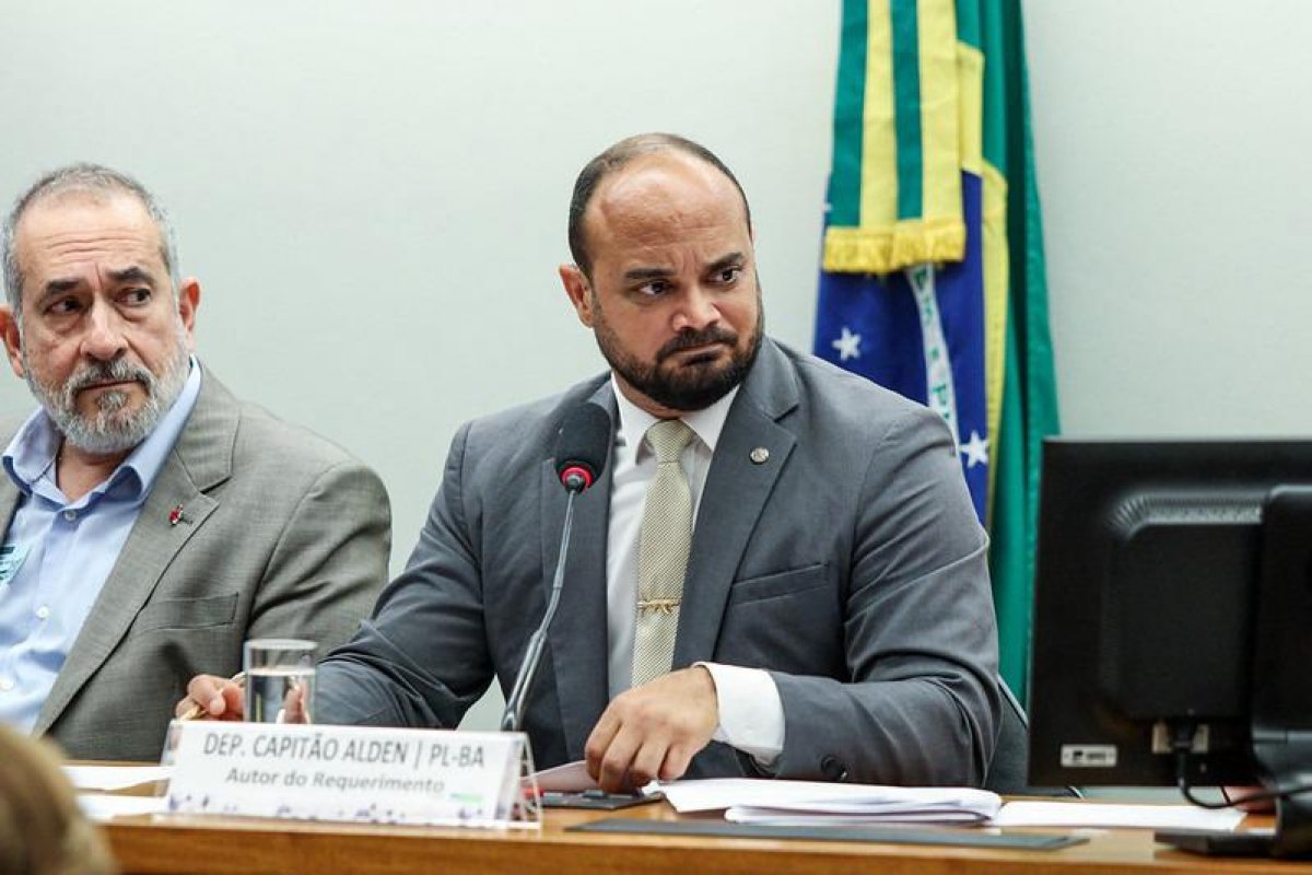 MP-BA inderefe ação de Capitão Alden contra banda BozoKill e deputado critica decisão: 'dois pesos e duas medidas'