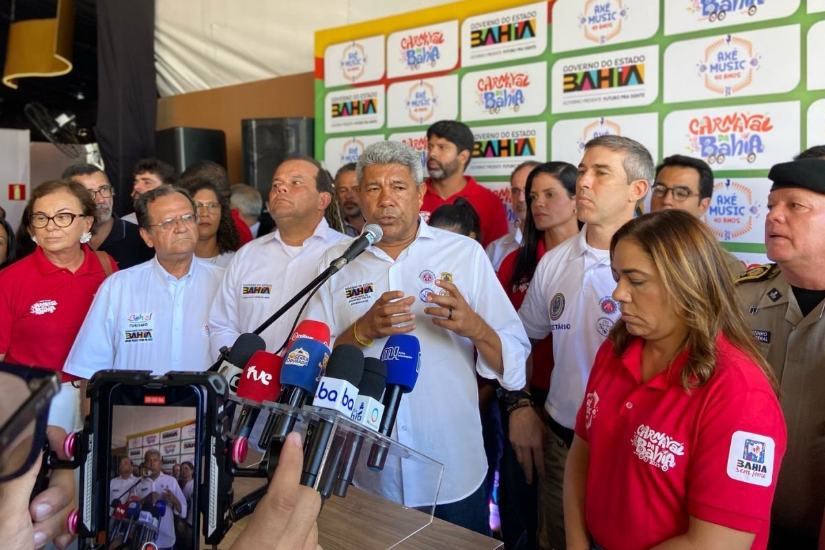 Vídeo: 'É um cantor polêmico', diz Jerônimo sobre Kannário abandonar trio no Campo Grande