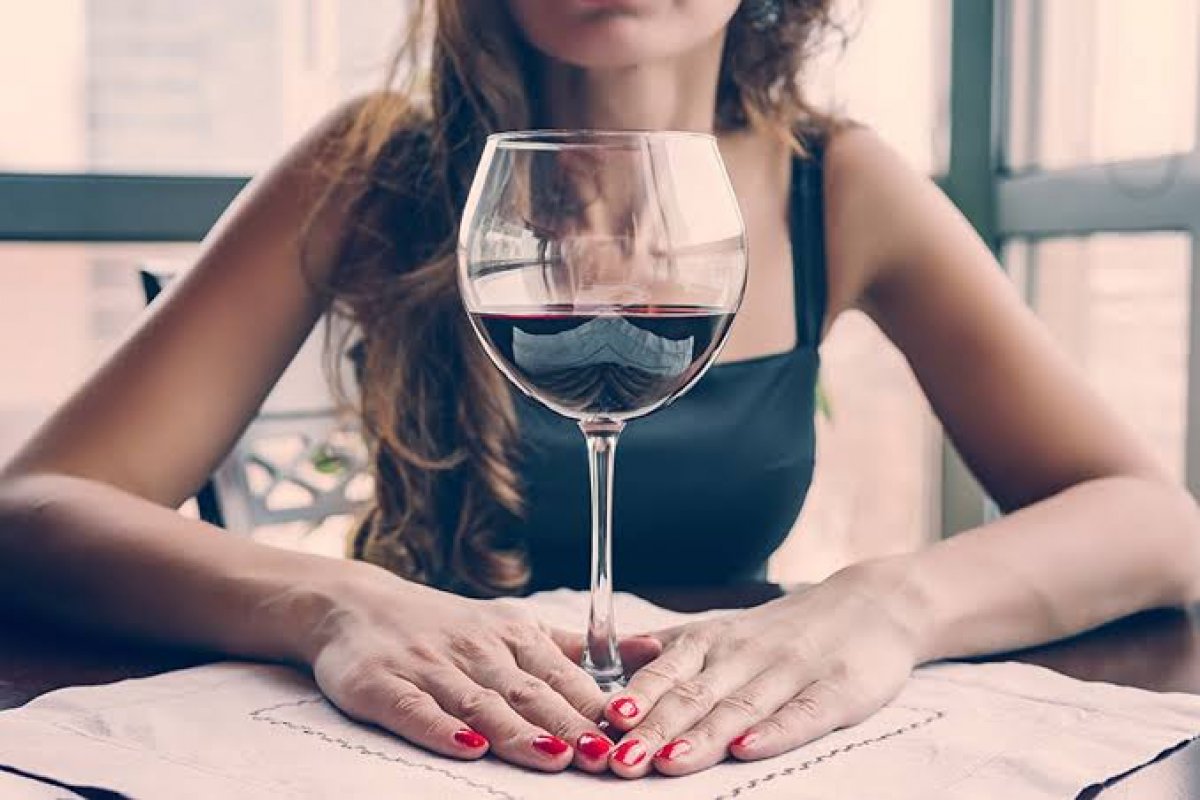 Crescimento do consumo de vinhos por mulheres no Brasil impulsiona mudanças no mercado! 