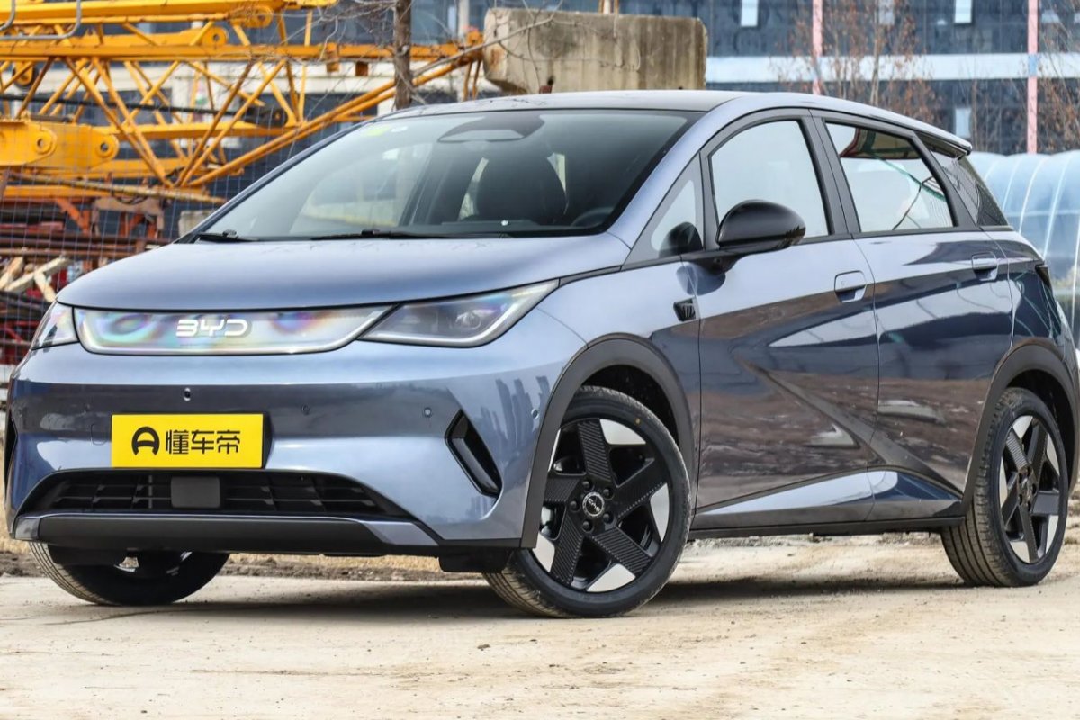 Conheça a novo BYD Dolphin que mudou visual e ficou mais barato na China