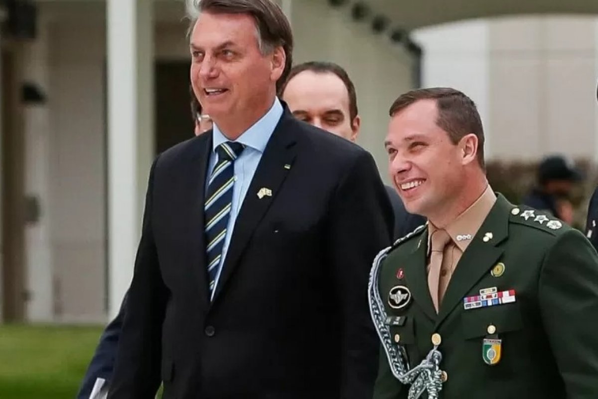 Defesa de Mauro Cid pede rejeição de denúncia contra ele por trama golpista