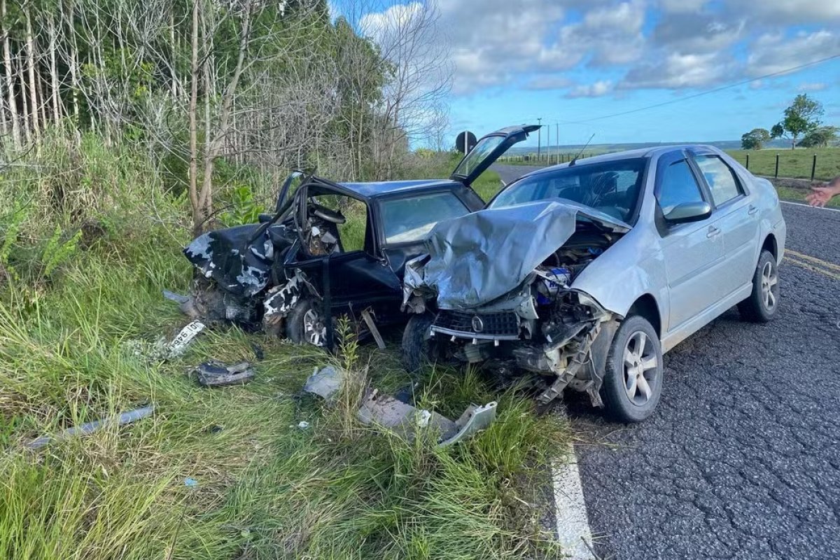Batida entre carro e moto deixa um morto em Ilhéus, no sul da Bahia