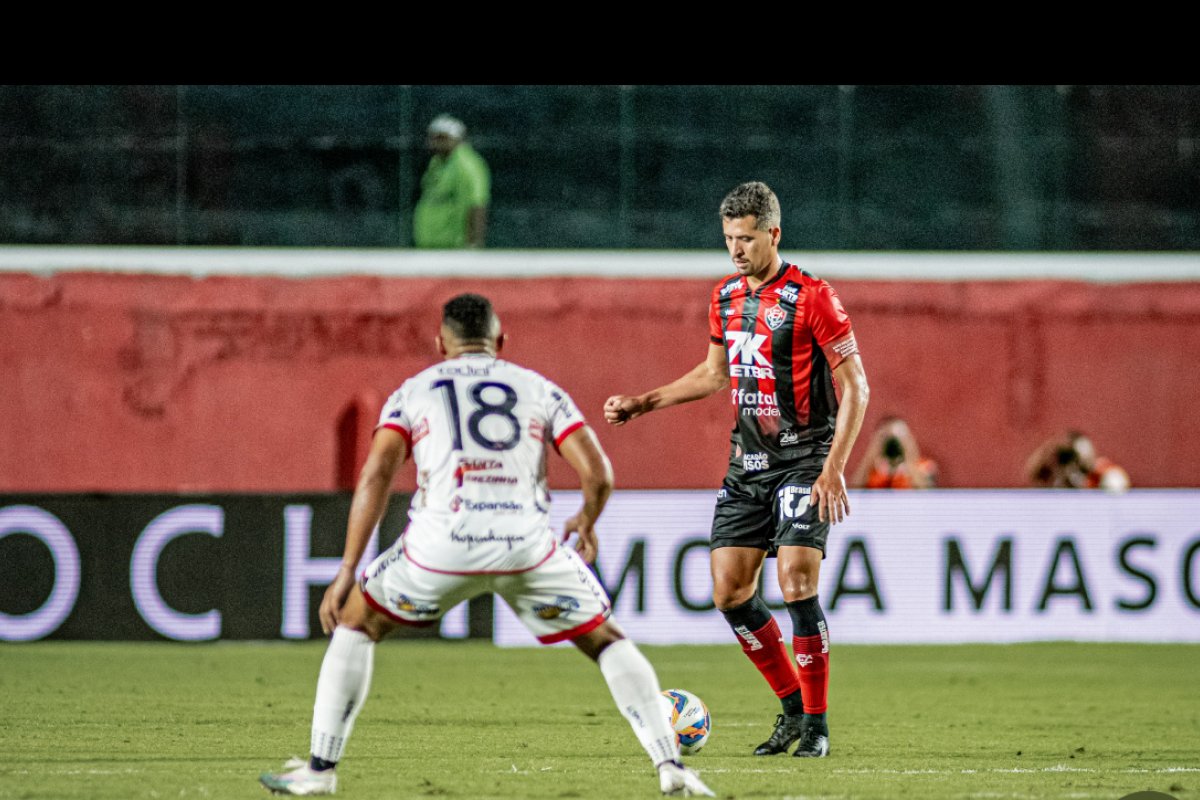 Vitória vence Atlético de Alagoinhas de novo e avança para final do Baianão