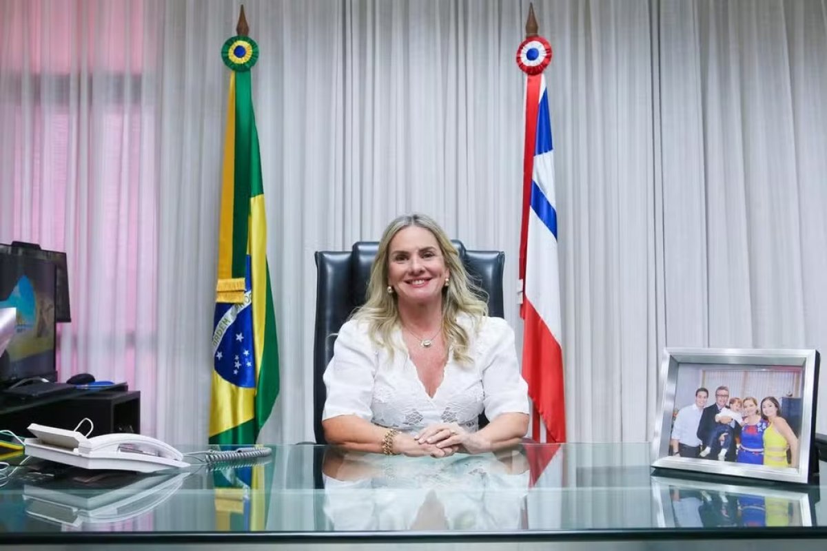 Ivana Bastos comanda primeira reunião como presidente da ALBA nesta segunda (10)