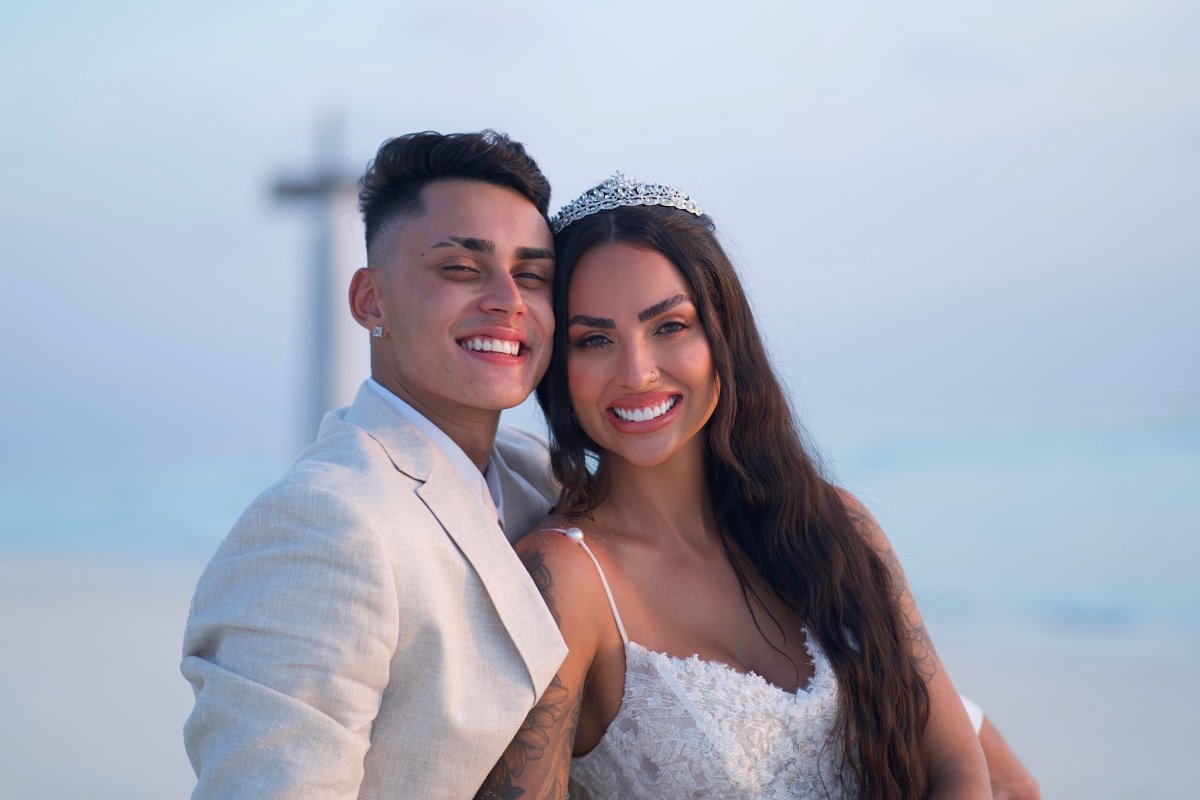 By Pamella e Victor Lunardi se casam em cerimônia surpresa nas Maldivas!