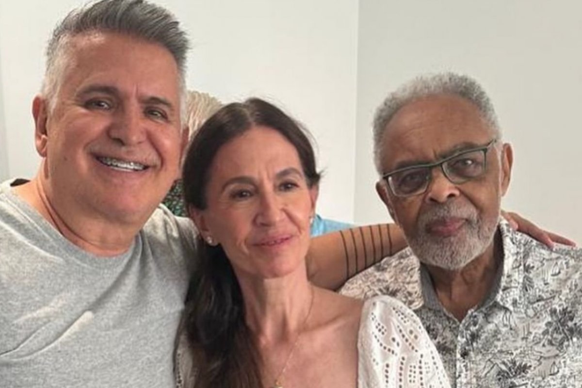 Orlando Morais abre seu apartamento em Salvador para homenagear Gilberto Gil!