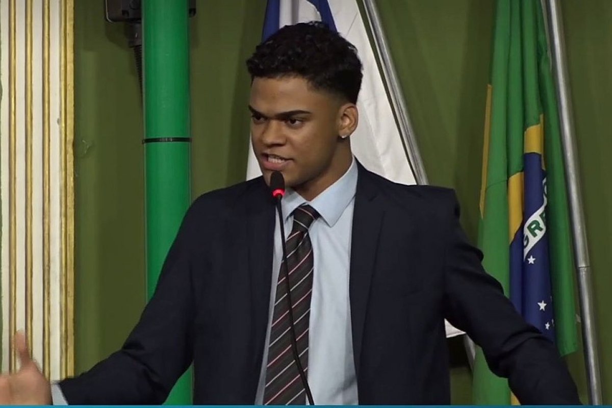 Vídeo: Vereador da base de Bruno Reis, Sandro Filho critica o ‘péssimo’ atendimento das UPAs