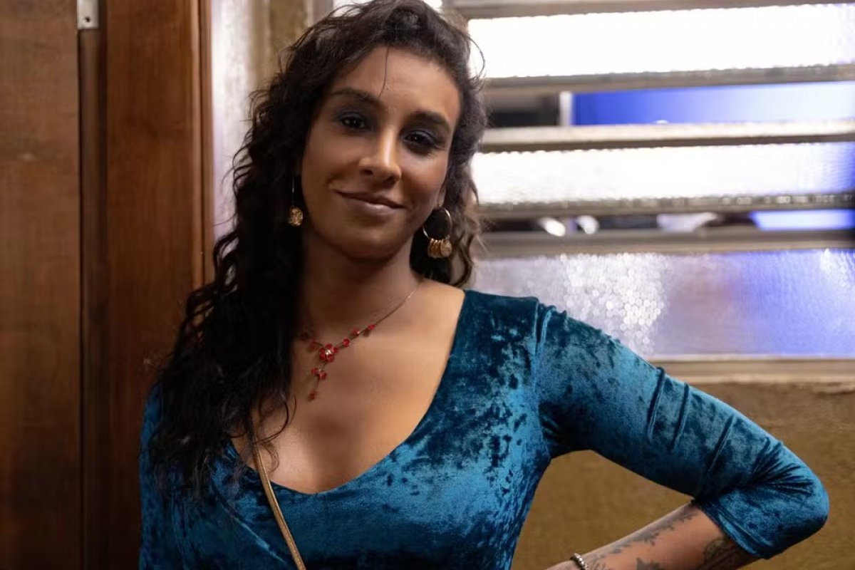 Equipe de Linn da Quebrada nega que artista esteve na Cracolândia e confirma internação