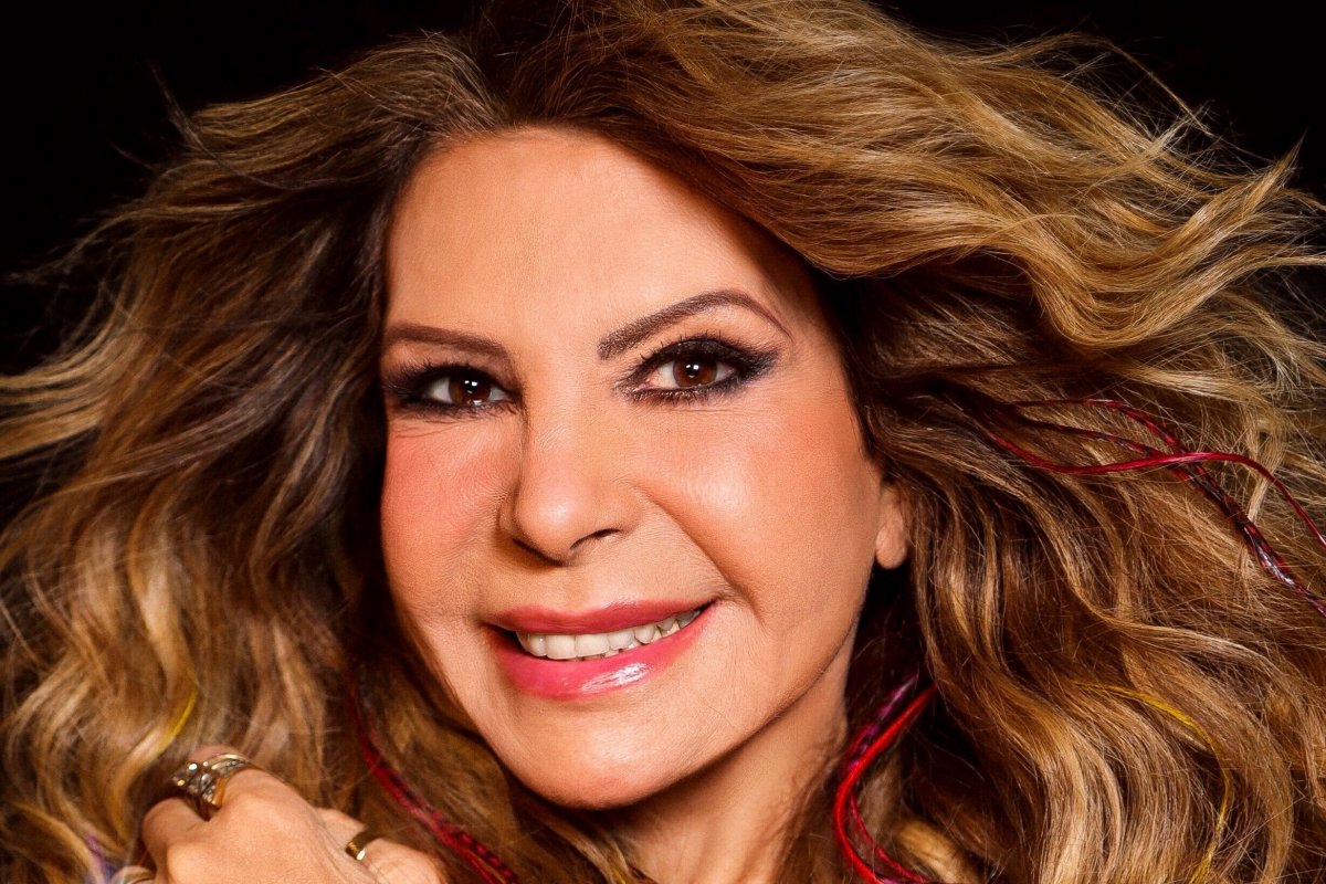 Elba Ramalho e Sambaiana se apresentam na inauguração de fábrica em Conceição do Jacuípe!