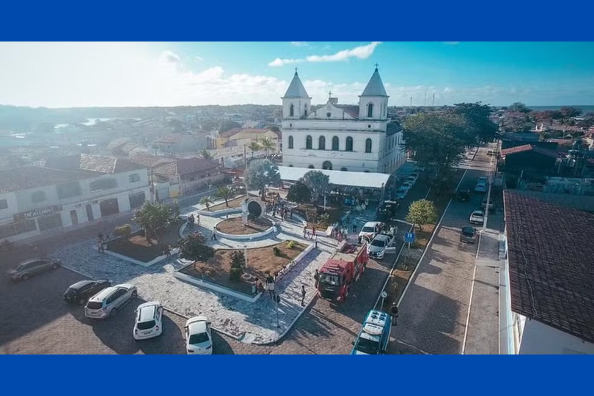 Homem é preso suspeito de matar mulher com golpe de tesoura no extremo sul da Bahia