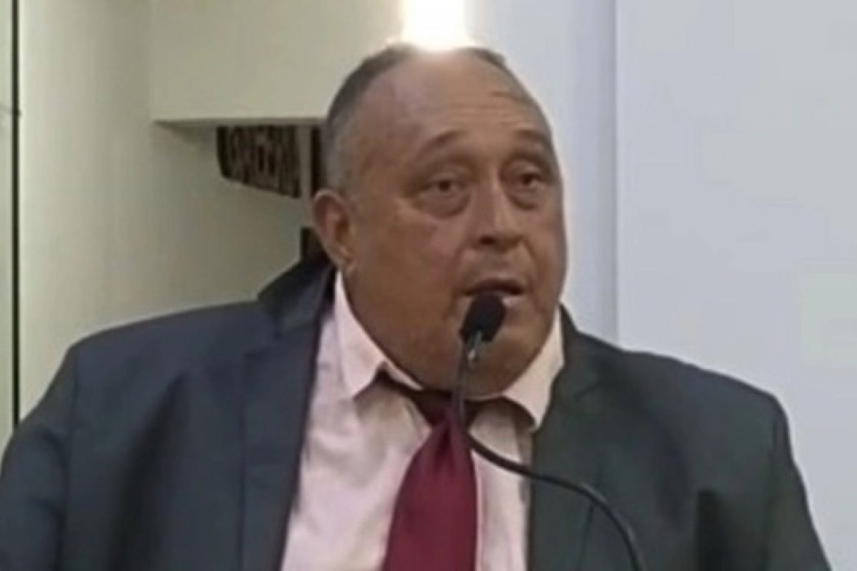 Vídeo: vereador de Canudos chama funcionários de "incompetentes" após cobrança de salários atrasados