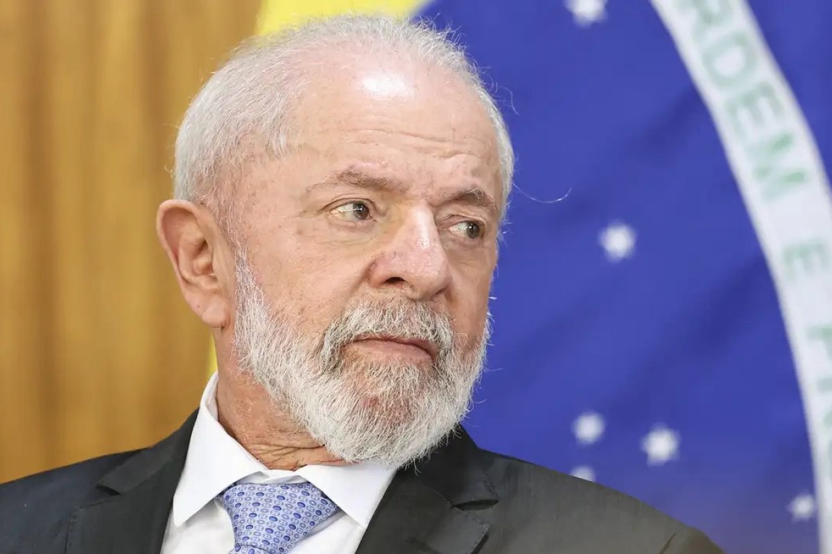 Agência que tem conexões com mensaleiros ganha contratos de publicidade no governo Lula
