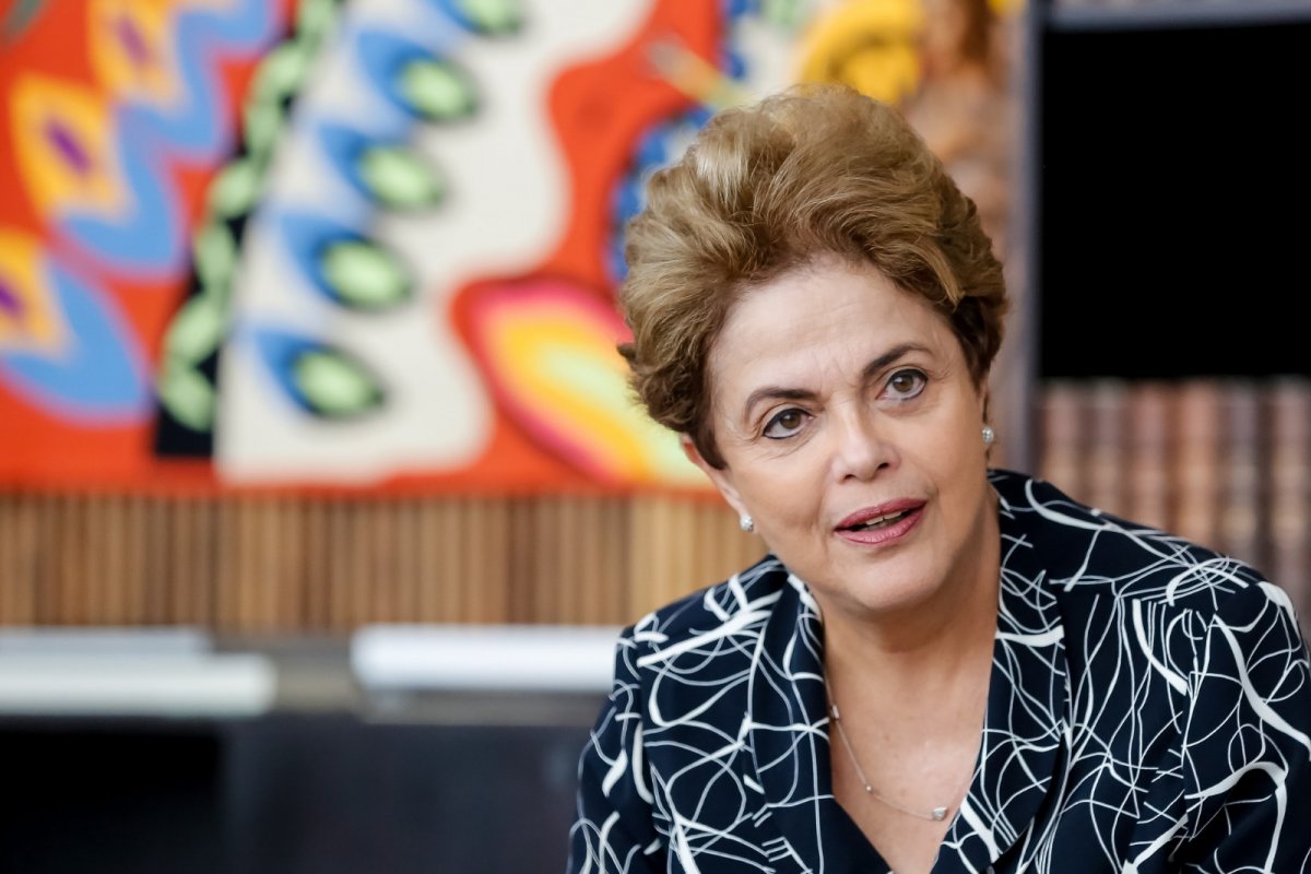Dilma é reeleita presidente do Banco do Brics