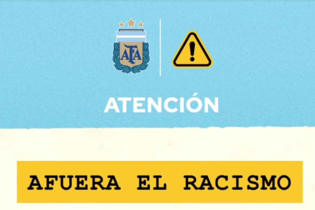 Após Argentina divulgar mensagem contra racismo, torcedores respondem com ofensas racistas e nazistas na véspera do clássico
