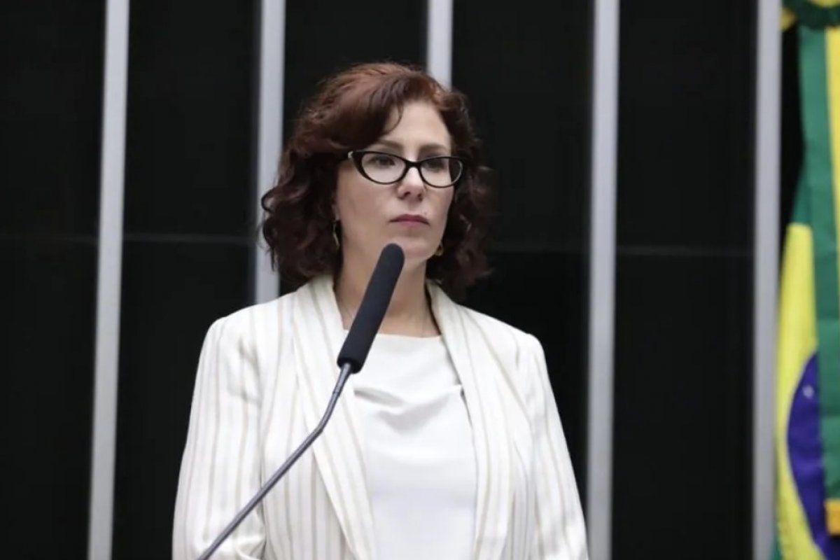Após pedido de vista, STF forma maioria para condenar Carla Zambelli