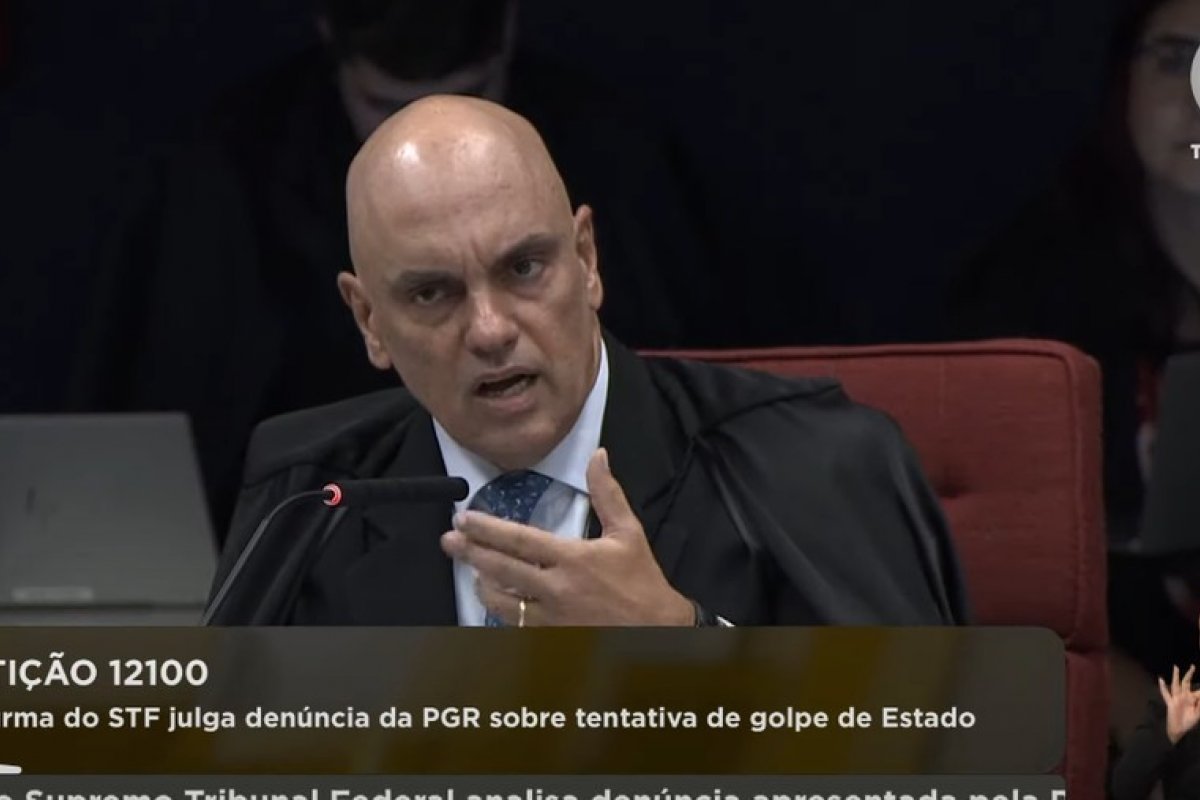 Moraes nega que o STF está sentenciando 'velhinhas com a Bíblia na mão' em julgamento da denúncia do golpe
