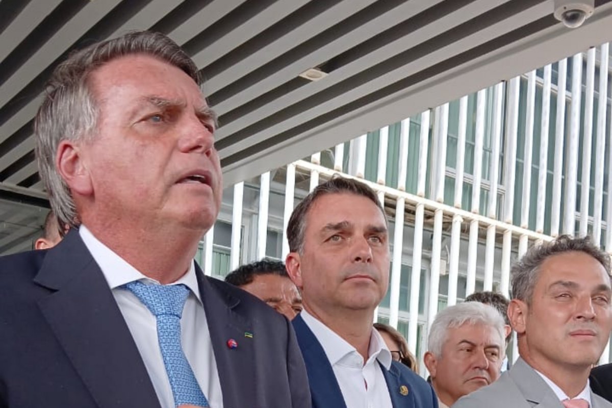 “Parece que é algo pessoal contra mim”, diz Bolsonaro em primeiro discurso após se tornar réu