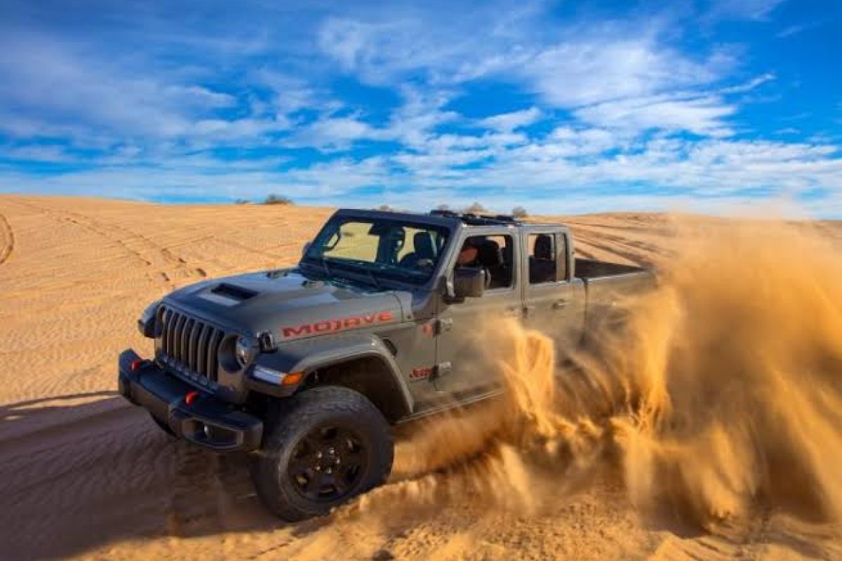 Jeep apresenta pick-up Gladiator Mojave nos EUA