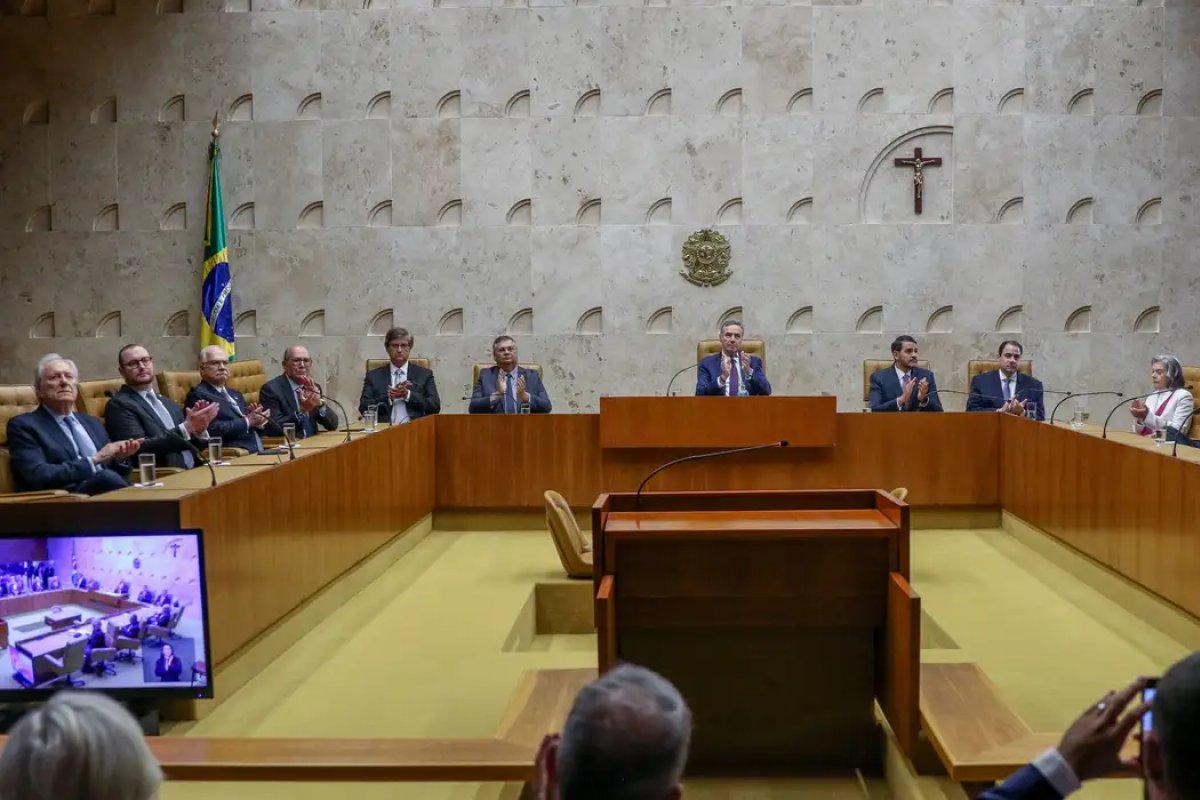 STF suspende julgamento sobre revista íntima e adia para abril