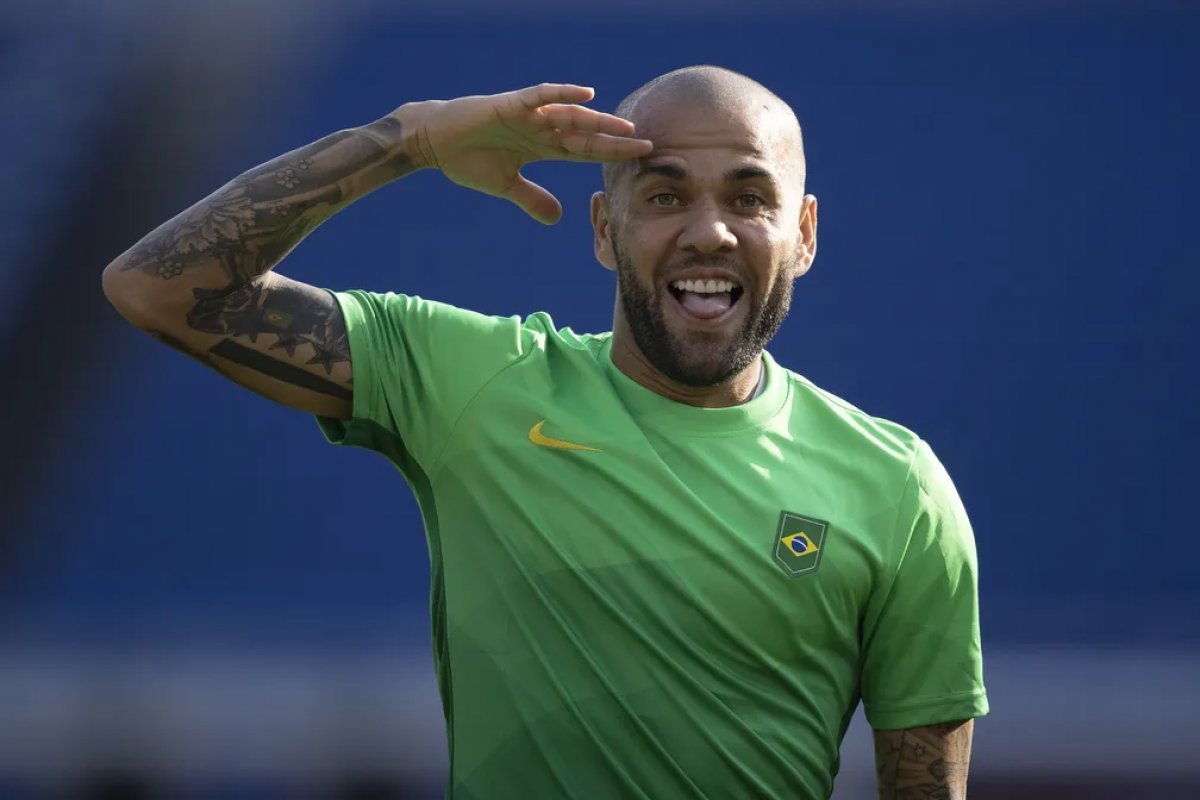 Advogada de vítima lamenta absolvição de Daniel Alves