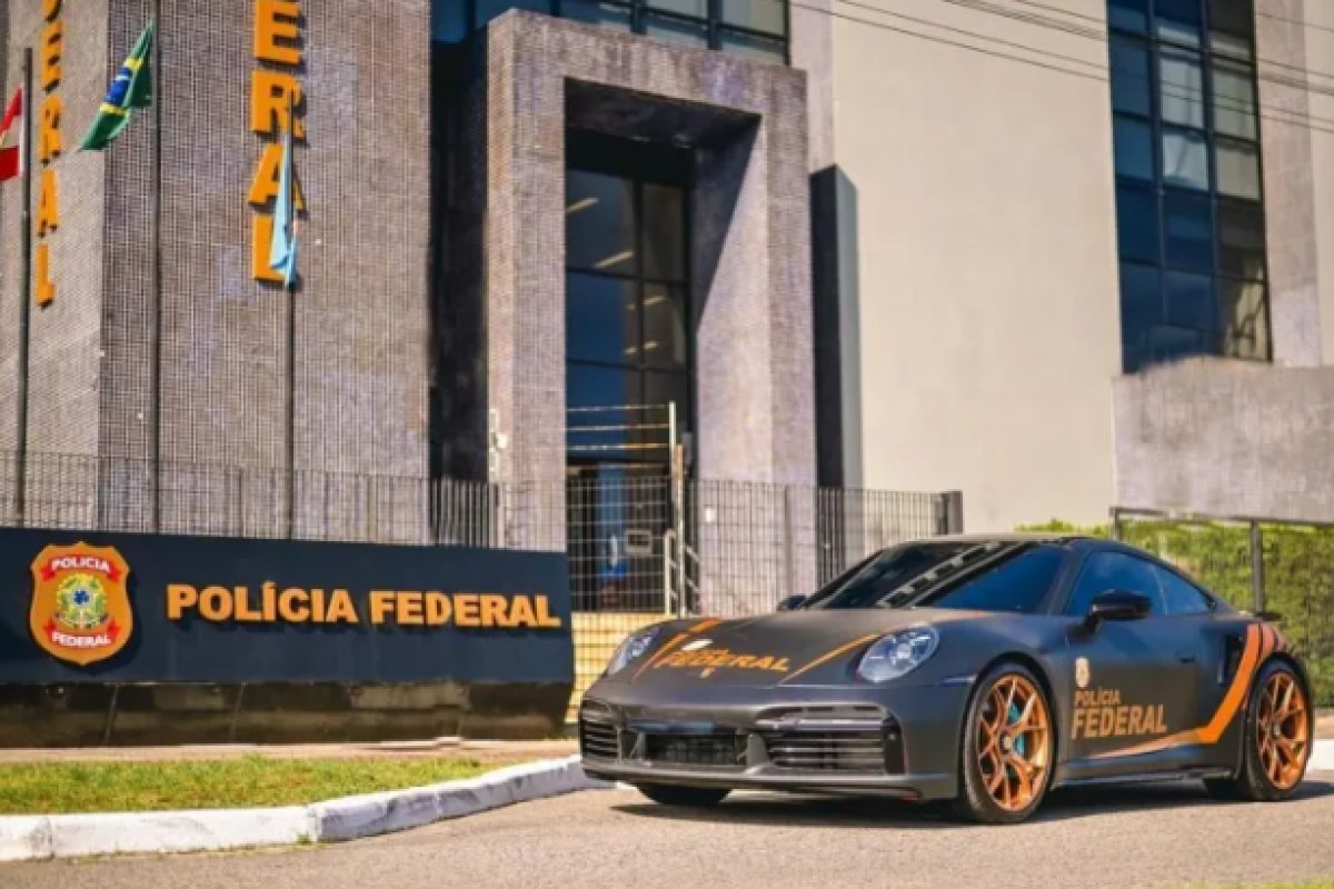 Porsche de R$ 1,5 milhão é a nova viatura da PF em Santa Catarina