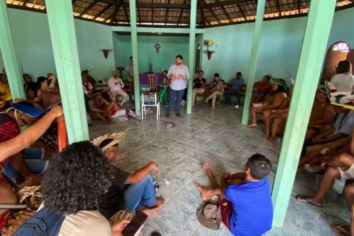 Indígenas e representantes do governo da Bahia se reúnem pela 1ª vez para tratar conflitos agrários no sul do estado