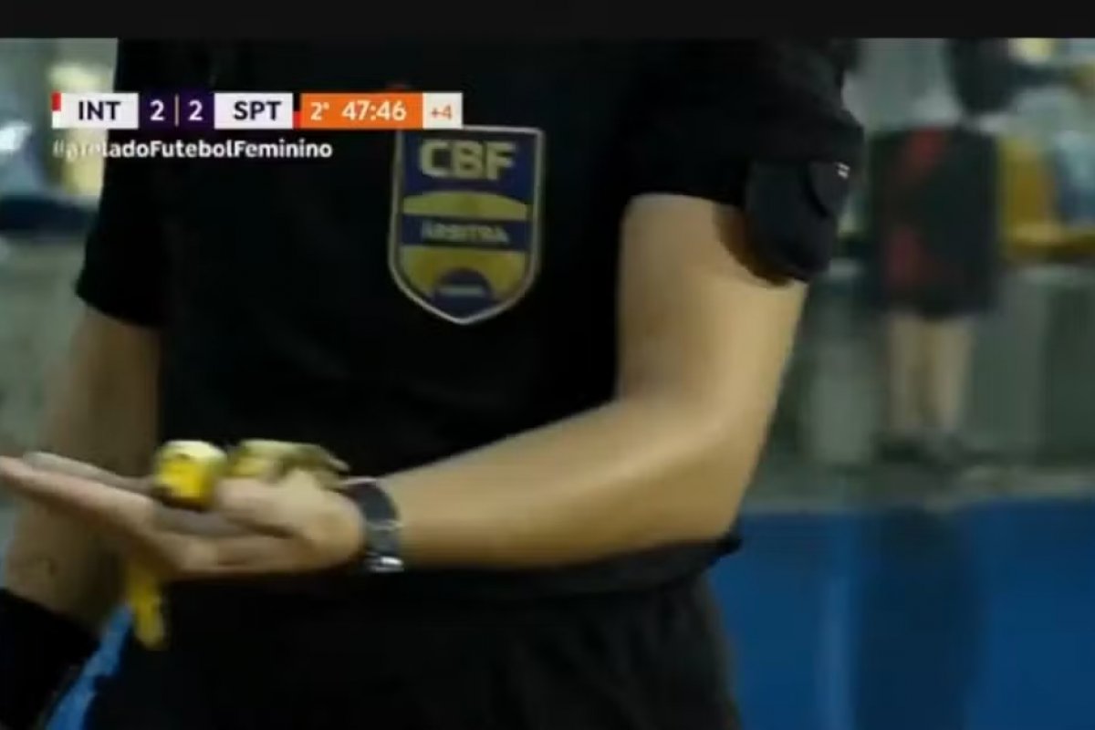 Vídeo: banana é arremessada ao banco do Sport por torcedores do Internacional; clubes se manifestam