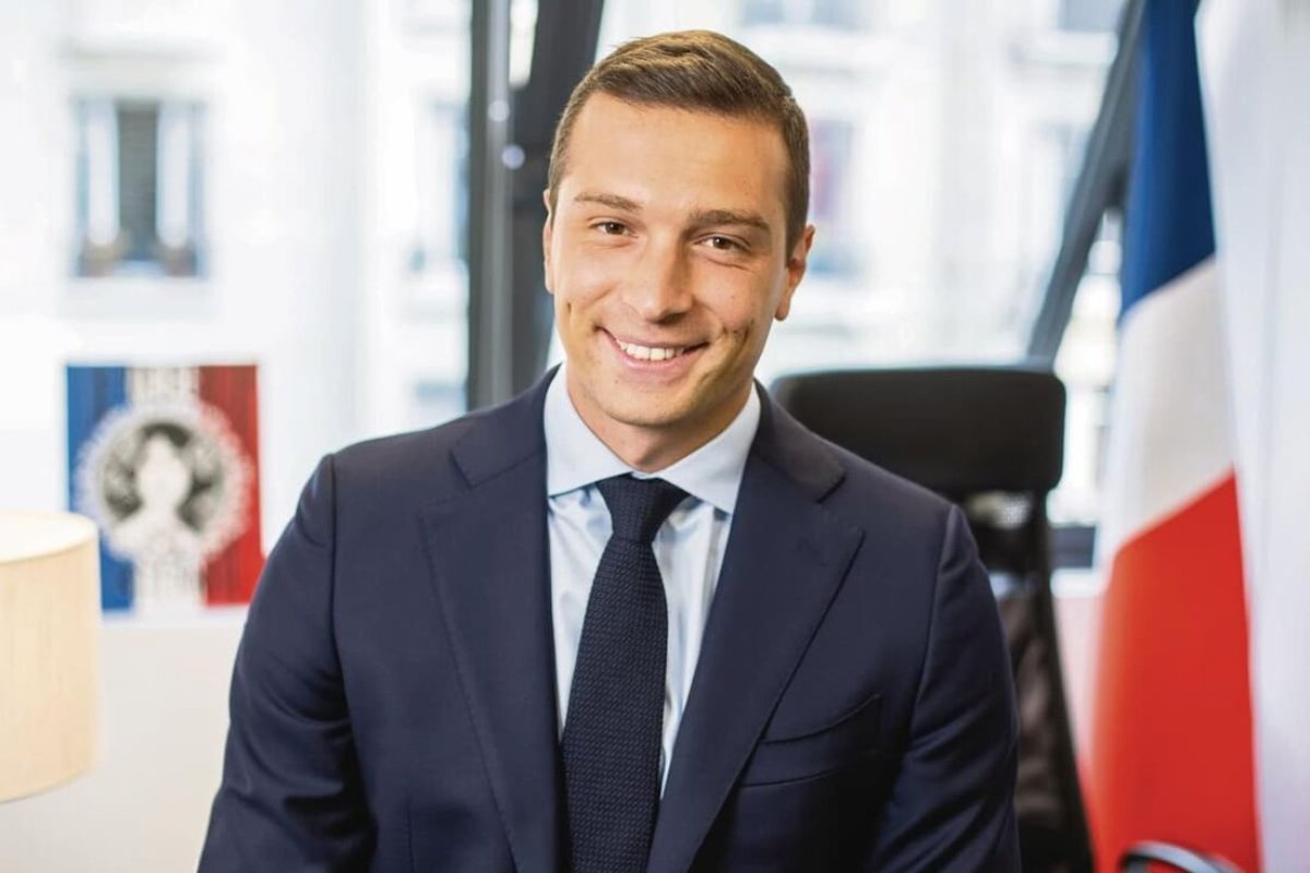 Líder do partido de Le Pen denuncia 'tirania dos juízes' após condenação por peculato