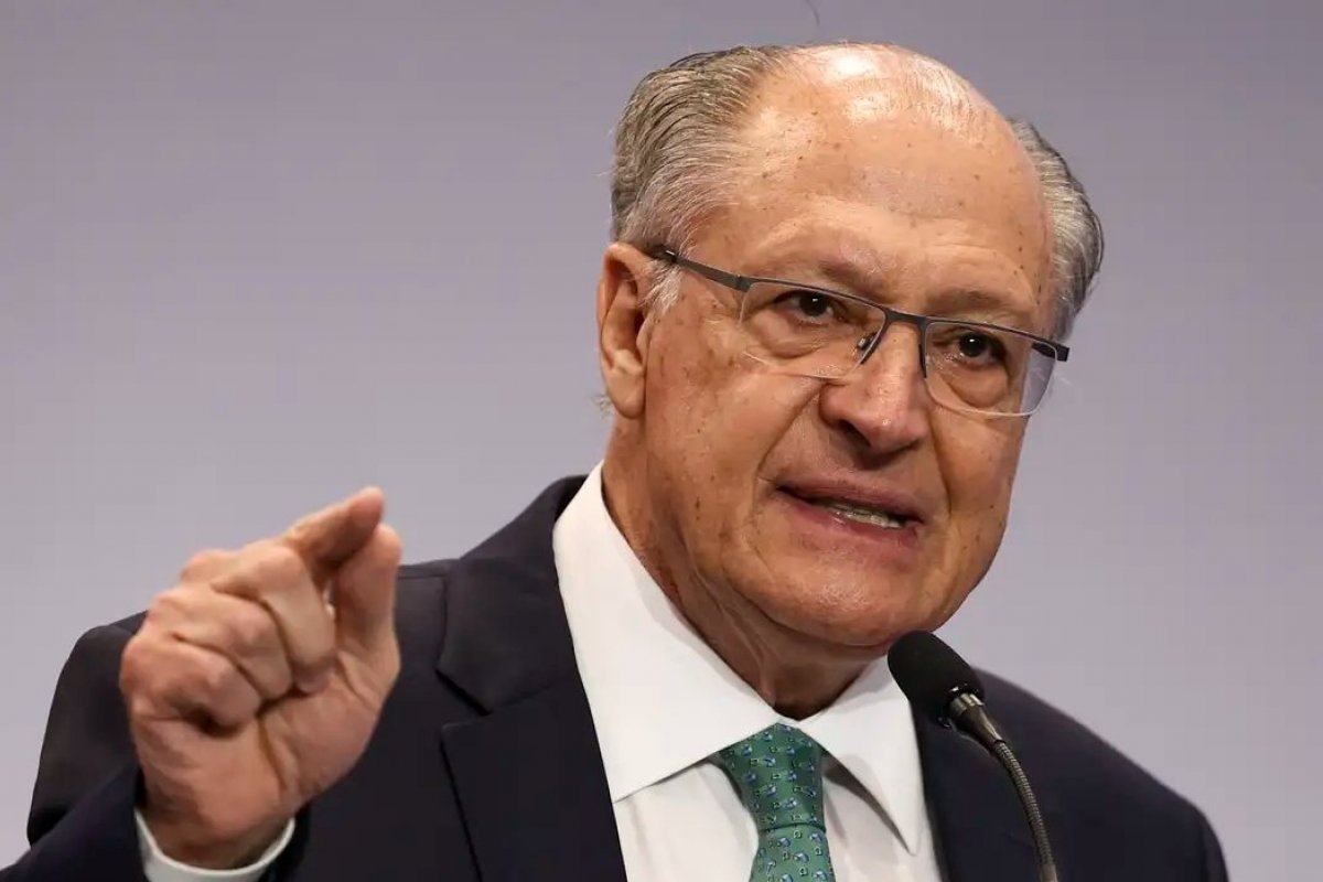 Governo não pretende usar projeto da retaliação aos EUA, diz Alckmin
