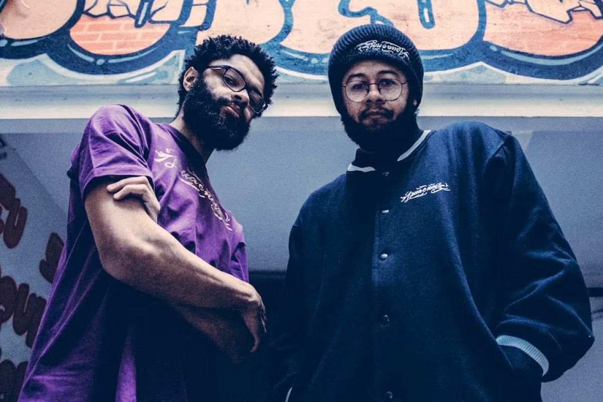 Emicida fala pela primeira vez após anúncio de rompimento com o irmão: 'decisão madura'