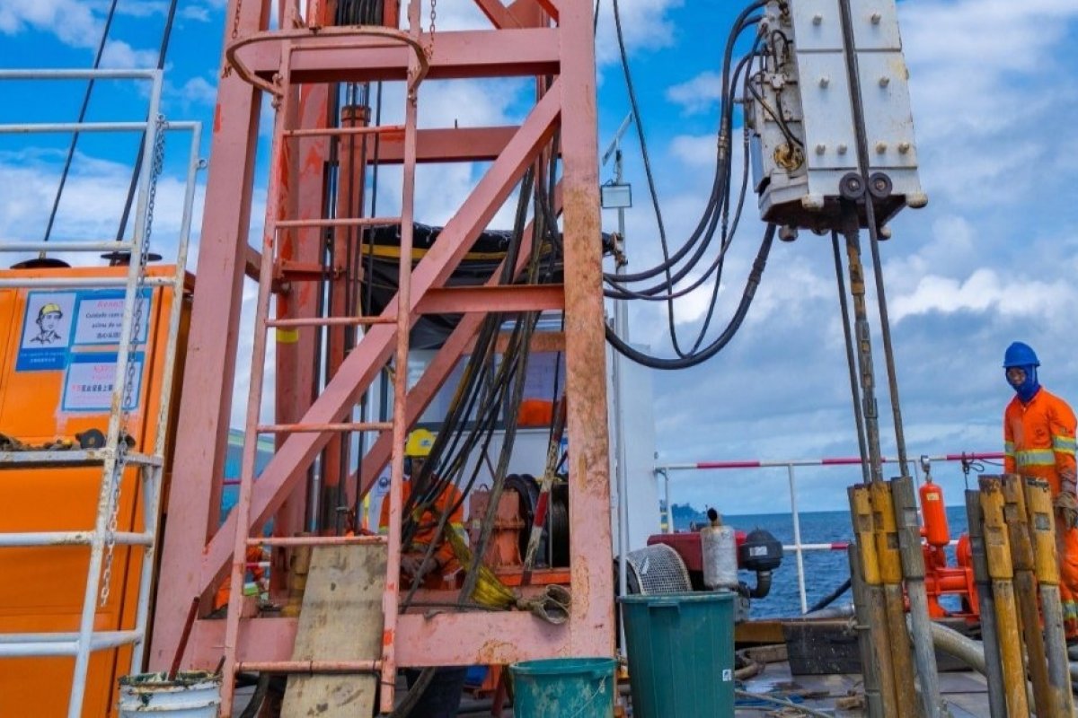 Sondagem para ponte Salvador-Itaparica é finalizada e alcança 200 metros de profundidade