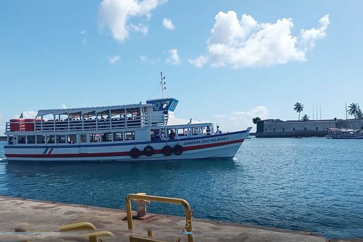 Travessia de lanchas entre Salvador e Mar Grande opera sem filas neste sábado (5)