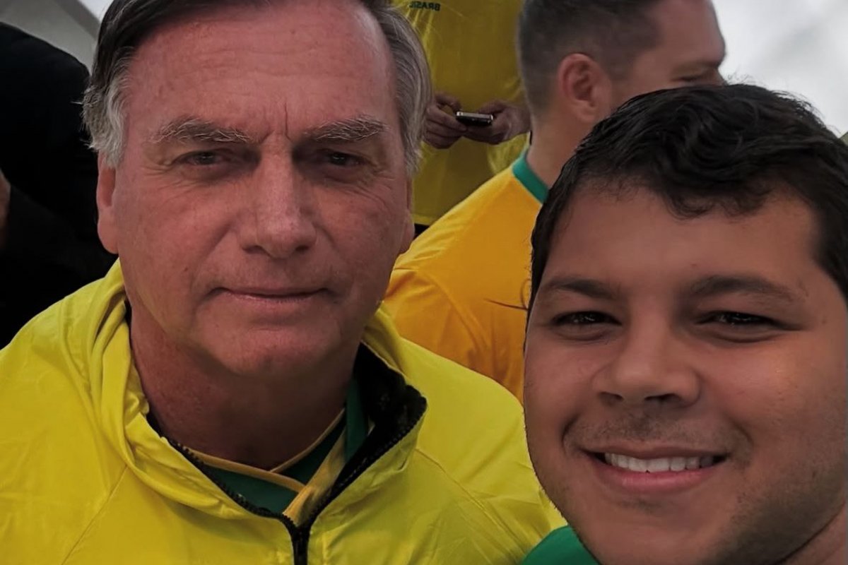 Deputado baiano defende anistia em ato na Paulista: ‘Batom virou armamento pesado’