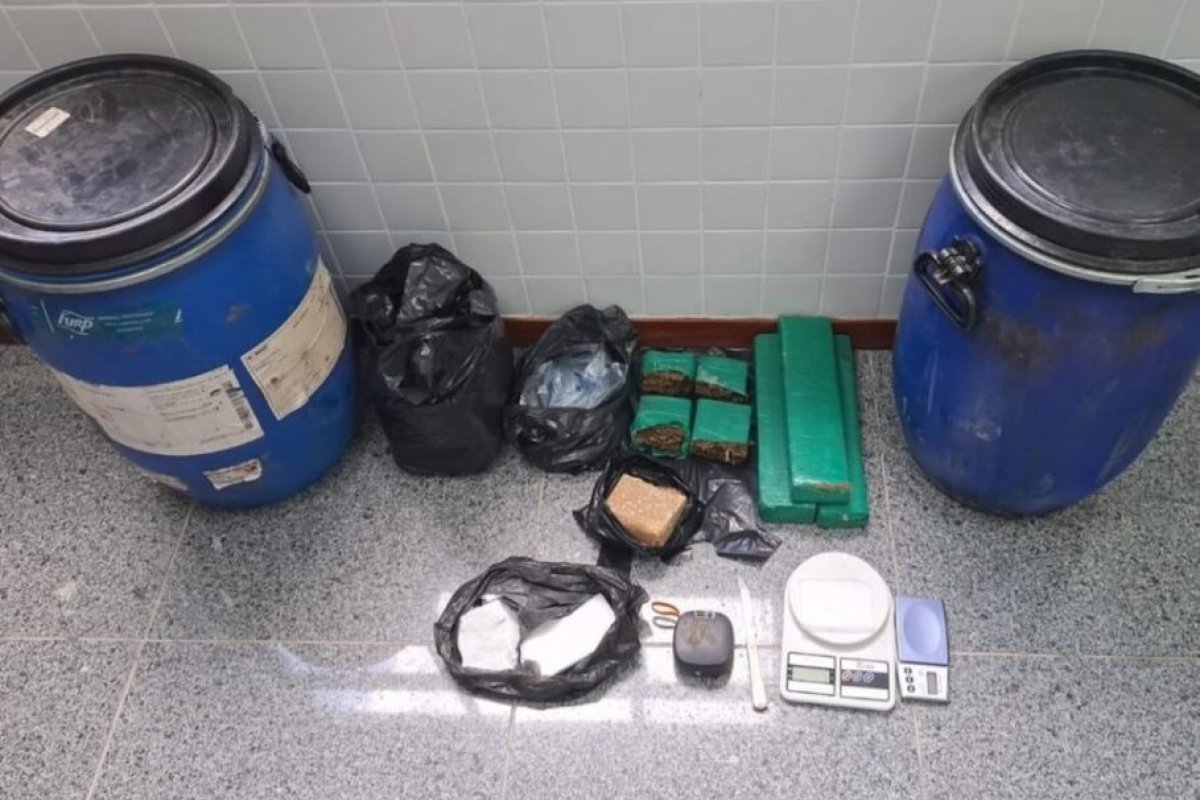 Foragido da Justiça por homicídio e tráfico é preso no interior da Bahia